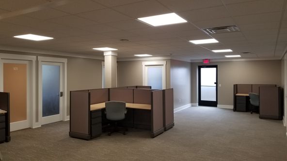 Blue Water Business Center: 3555 Walnut St, Port Huron, MI 48060
